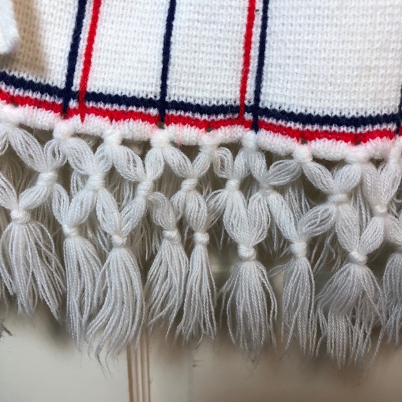 Vintage Window Pane Check Knit Cape - Picture 6 of 9